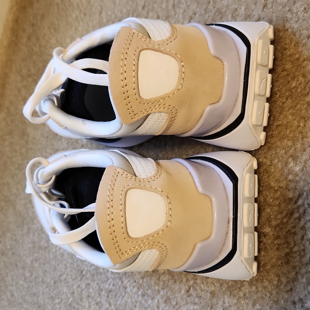 Puma White and Beige Athletic Shoes - Picture 5 of 8